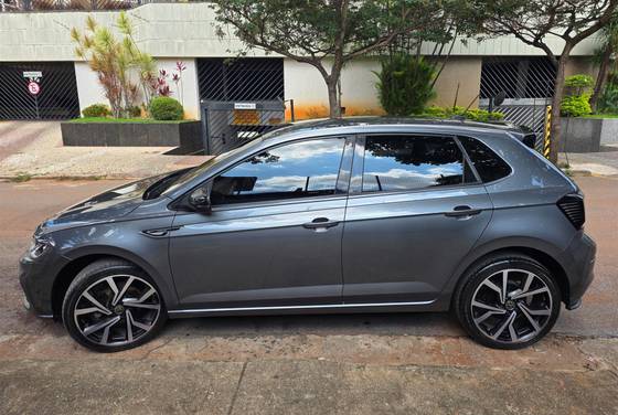VOLKSWAGEN POLO 1.0 170 TSI HIGHLINE AUTOMÁTICO